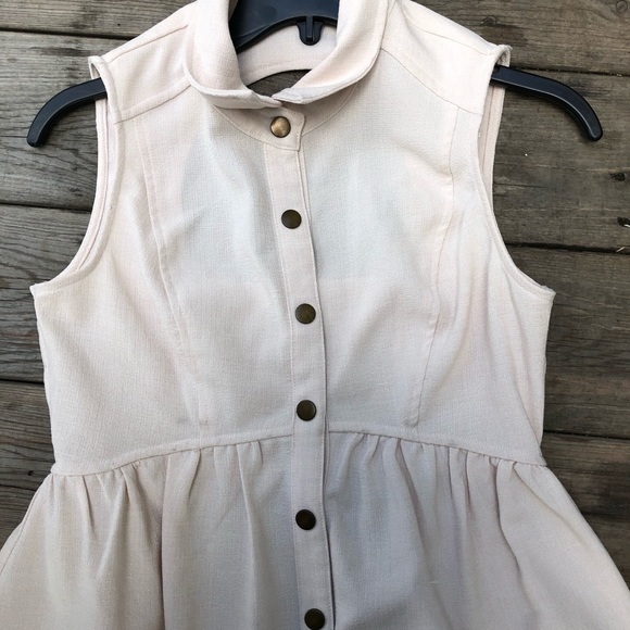 Ark & Co cute creamy flirty dress - Picture 2 of 6